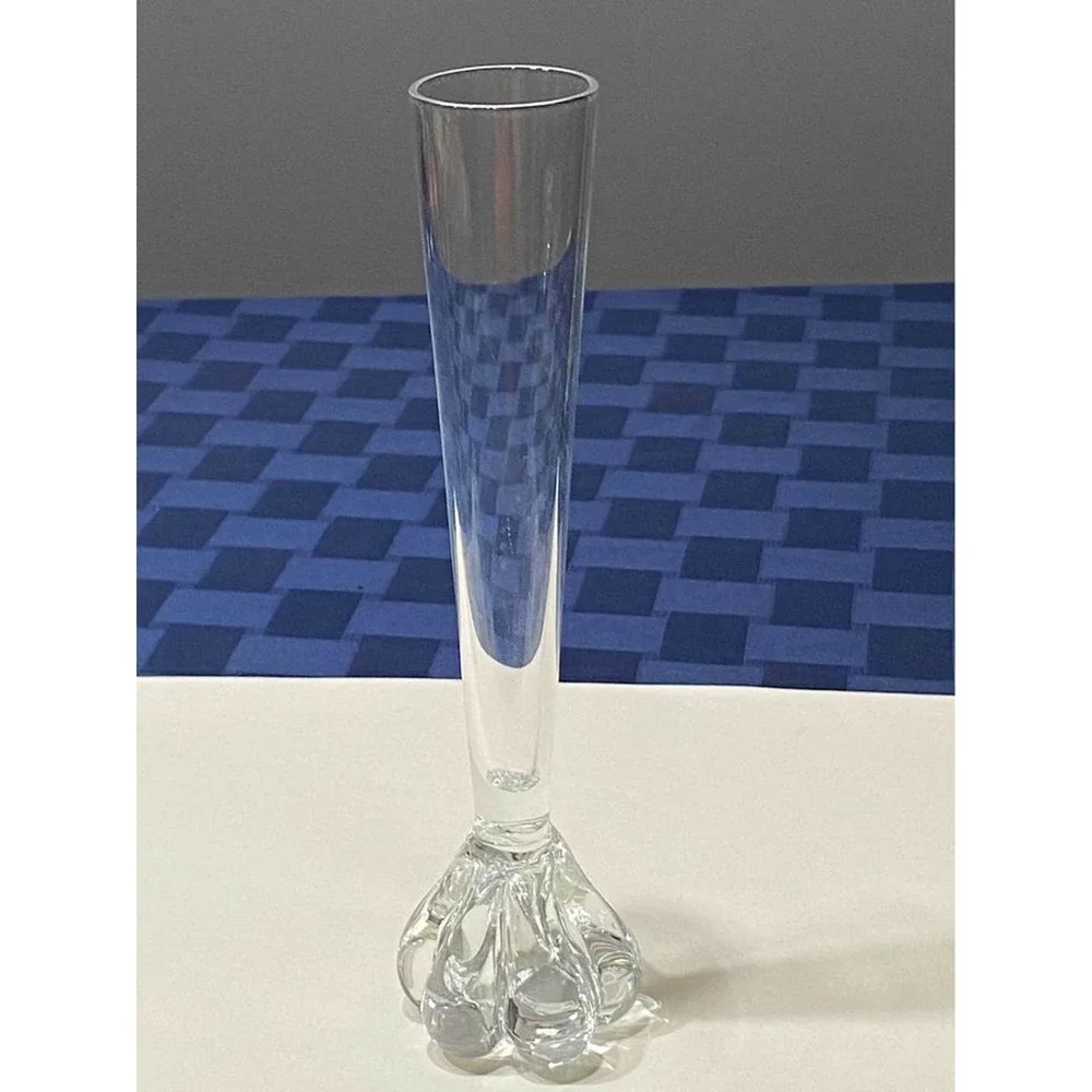SWEDEN SEDA CLEAR ART GLASS‎ ROSE  8 1/2”VASE